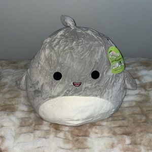 16” Gordon Shark Squishmallow NWT